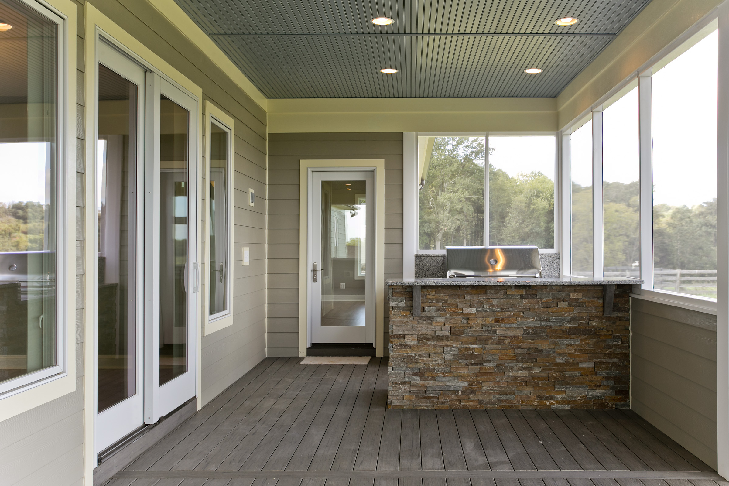 Back Screened Porch 3
