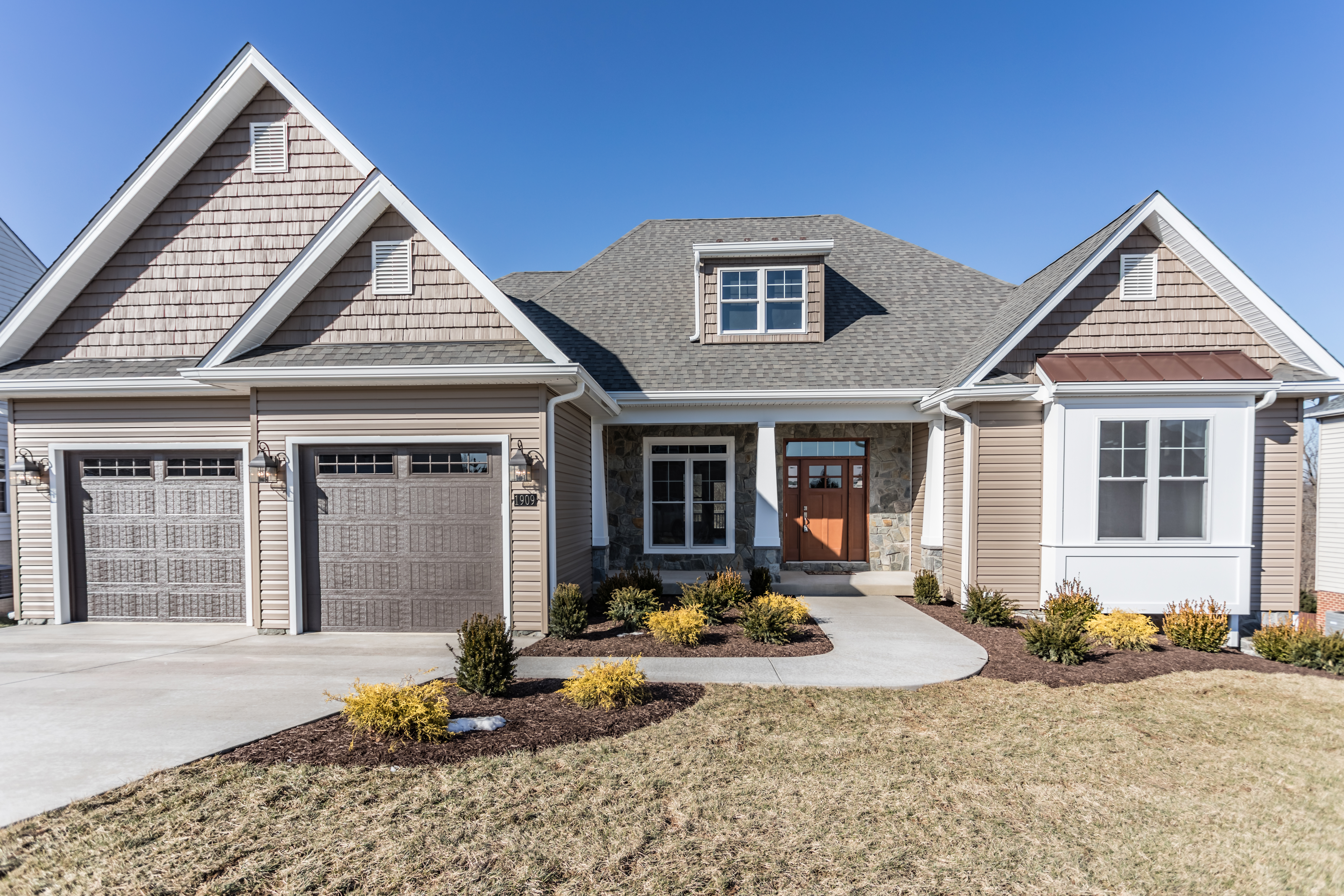 craftsman cypress front elevation