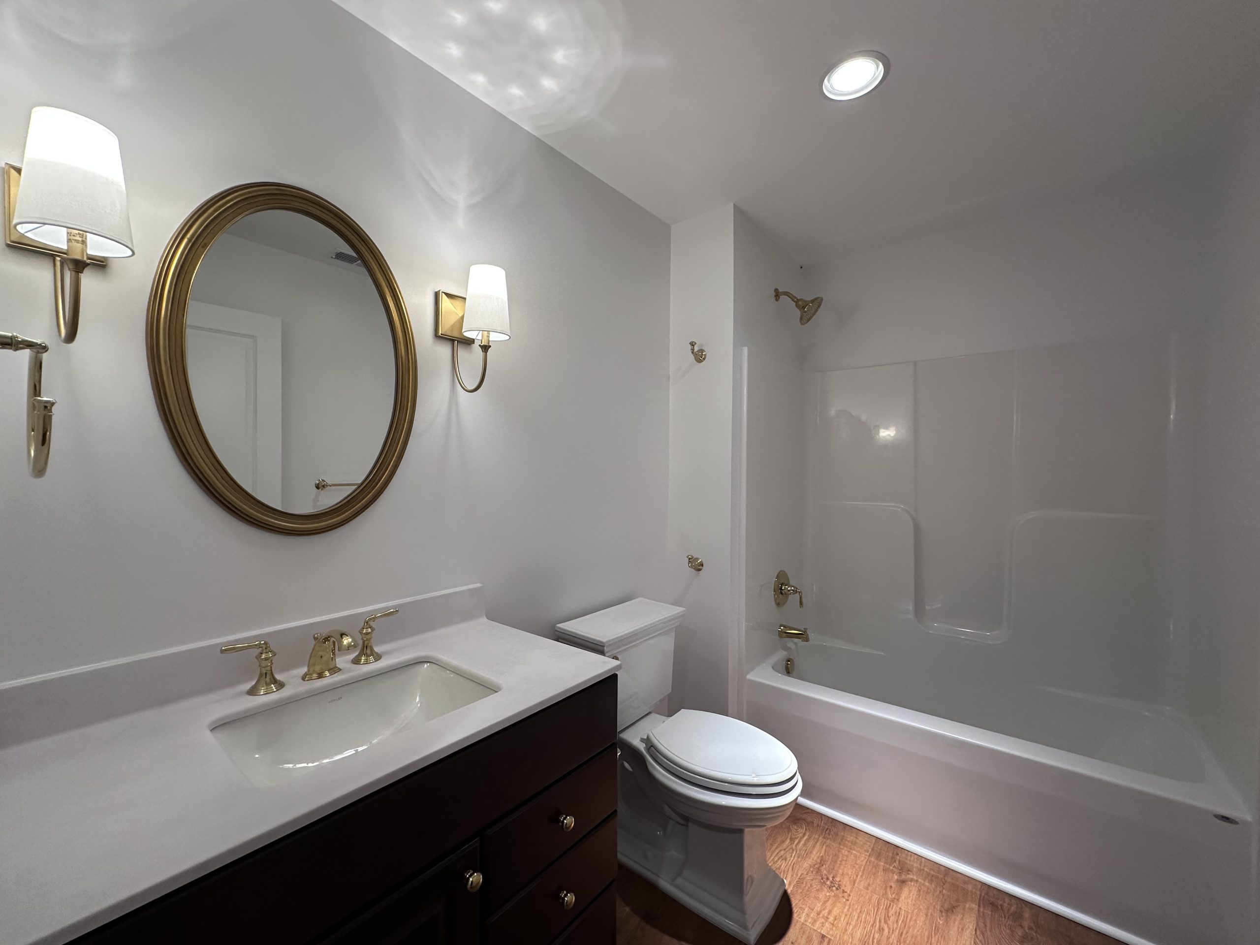 Upstairs Bath 2